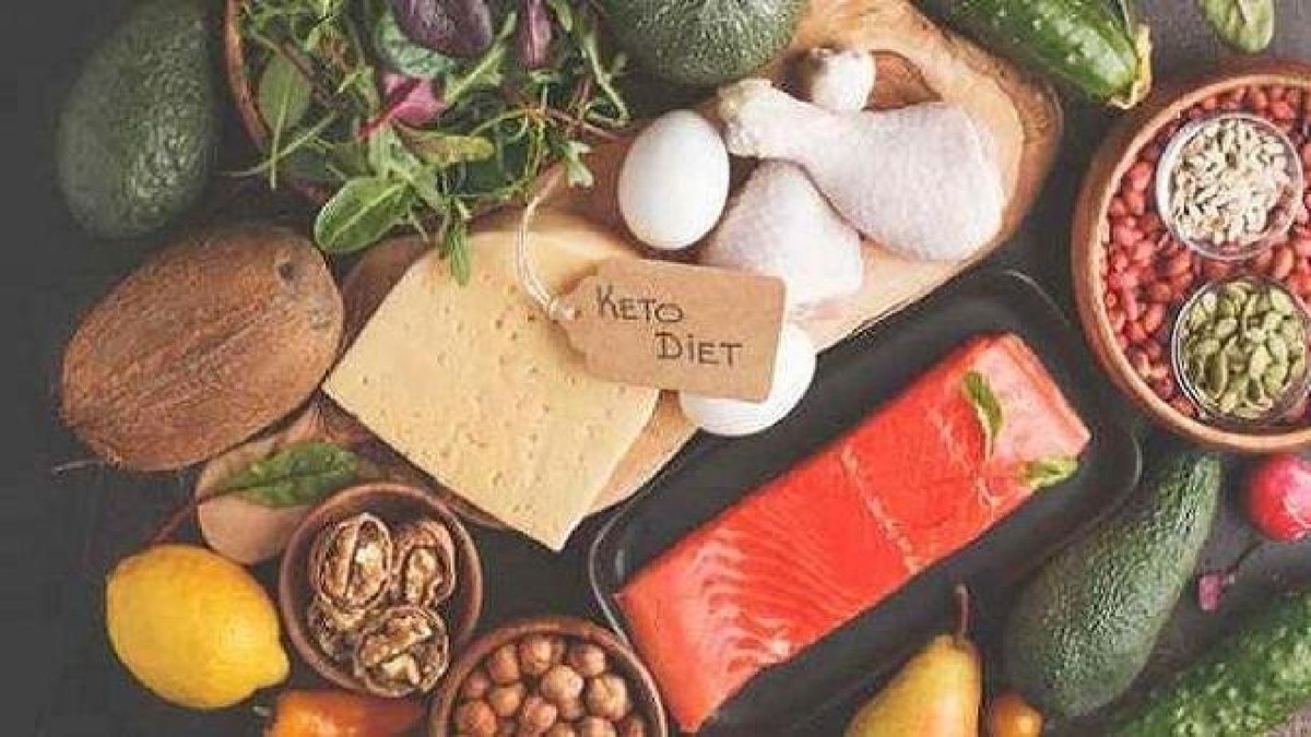 چرا رژیم کتوژنیک برای همه مناسب نیست؟ ۱۰ دلیل علمی که باید بدانید